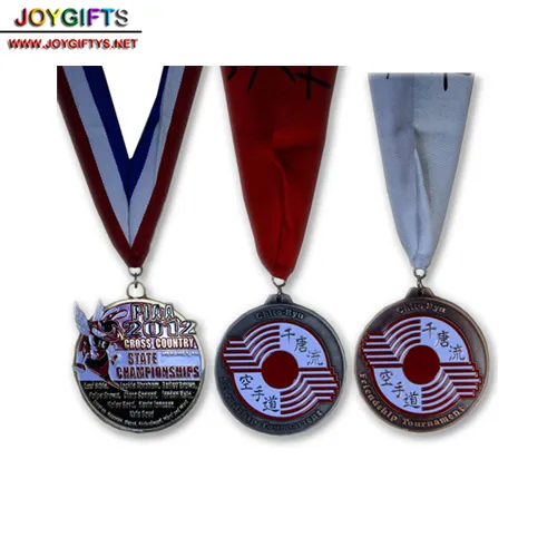 Medal With Custom Lanyard — view 2